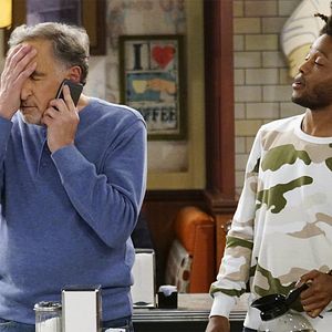 Photo Superior Donuts