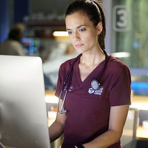 Photo Torrey DeVitto