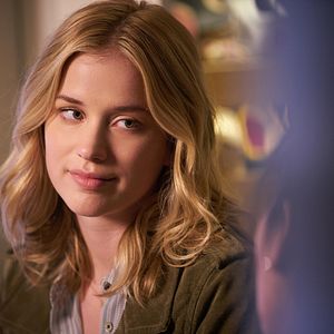 Photo Elizabeth Lail