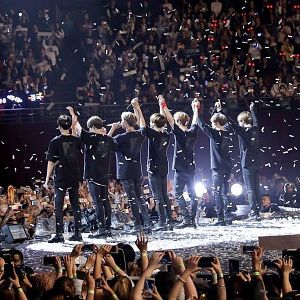 Photo Burn the Stage: The Movie