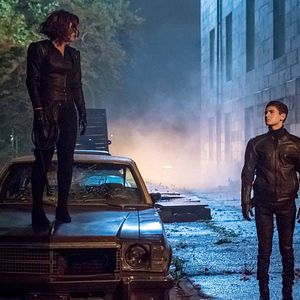 Photo Camren Bicondova