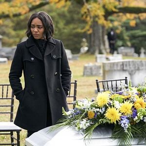 Photo Black Lightning