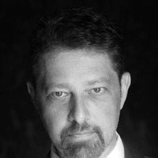 Photo Leigh Scott (II)