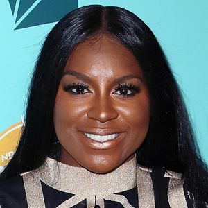 Photo Ester Dean