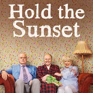 Photo Hold The Sunset