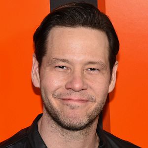 Photo Ike Barinholtz