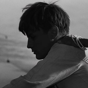 Photo La Fille à la valise