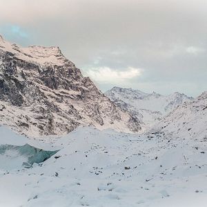 Photo Les Sherpas et la paroi des ombres
