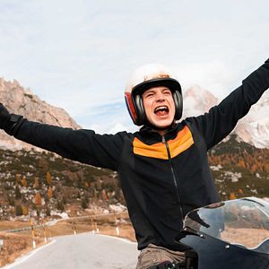 Photo Leonard Scheicher