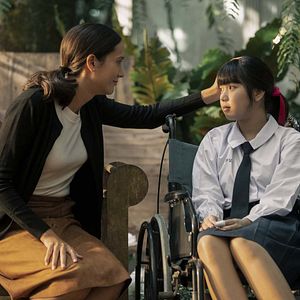 Photo Girl From Nowhere