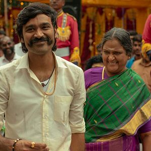 Photo V Dhanush