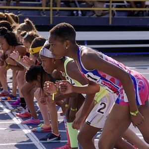 Photo Trois Sœurs dans les Starting-Blocks
