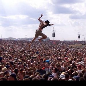 Photo Woodstock 99: Peace, Love, and Rage