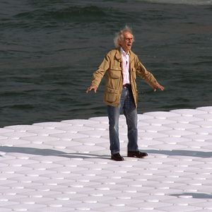 Photo Christo : Marcher sur l'eau