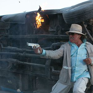 Photo 2 Guns