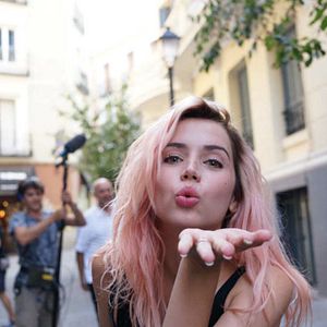 Photo Por Un Puñado de Besos