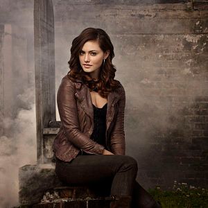 Photo Phoebe Tonkin