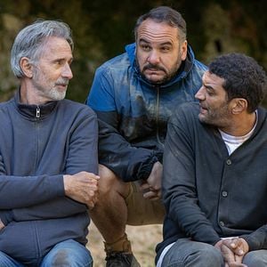Photo Hommes au bord de la crise de nerfs