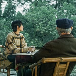 Photo Hai Bian Sheng Qi Yi Zuo Xuan Ya
