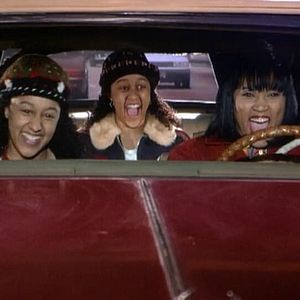 Photo Sister, Sister