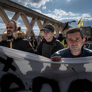 Photo Au nom du maintien de l'ordre