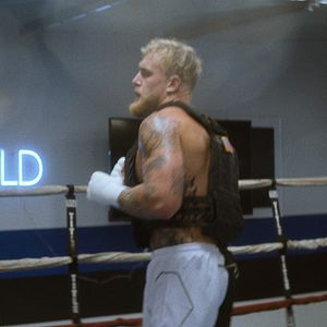 Photo L'Envers du sport : Jake Paul, l'enfant terrible de la boxe
