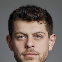 Photo Sezer Arıçay