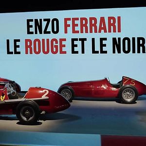 Photo Enzo Ferrari – Le rouge et le noir