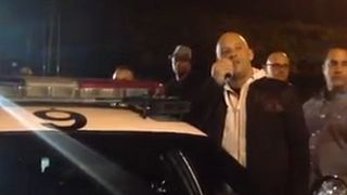 image de L'hommage de Vin Diesel sur le lieu de l'accident de Paul Walker