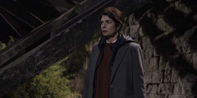 poster de la série On ne peut pas faire de mal aux morts