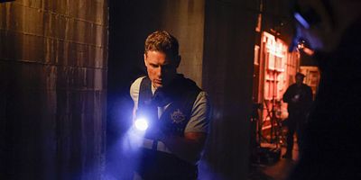 poster de la série Tunnel Vision