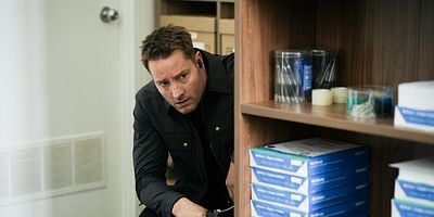 poster de la série Katy et Dylan, perdus en mer