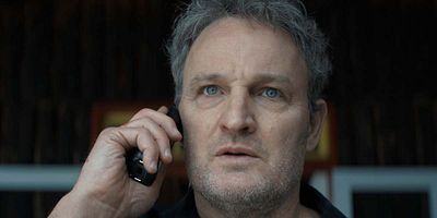 poster de la série Everything Trying