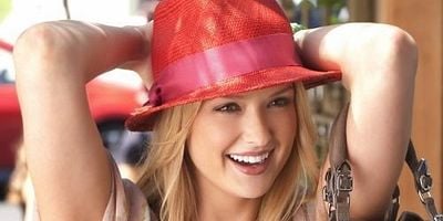 poster de la série La belle et la fête