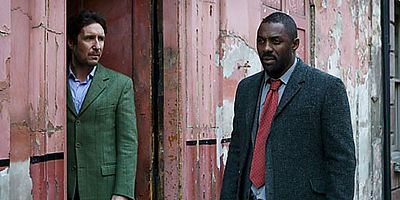 poster de la série Danse avec les requins