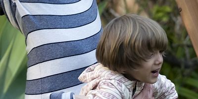 poster de la série Pour vivre heureux, vivons dangereusement