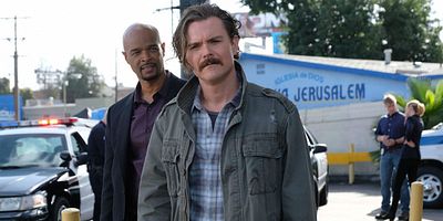 poster de la série Léo pour vous servir