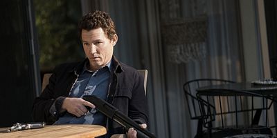 poster de la série Souvenirs enterrés