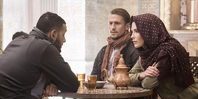 poster de la série In Medias Res