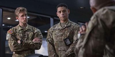 poster de la série Tirs croisés