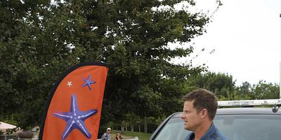 poster de la série Pax Americana