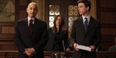 poster de la série Garde trop rapprochée