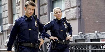 poster de la série Jouer avec le feu