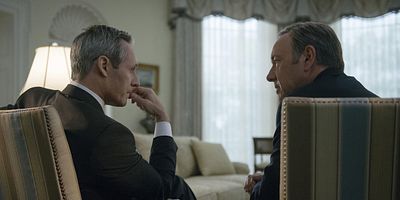 poster de la série Relations tendues