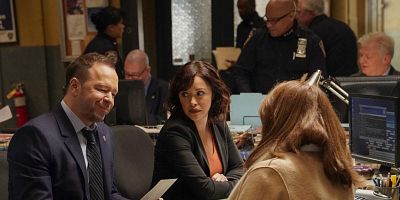 poster de la série Escrocs, menteurs et charlatans