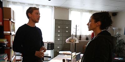 poster de la série De l'autre côté - Partie 1