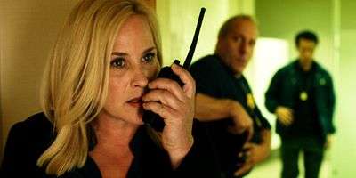 poster de la série une famille de substitution