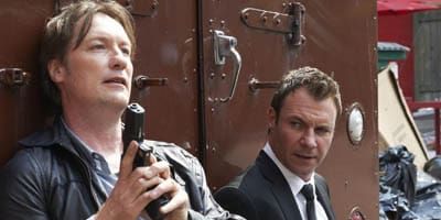 poster de la série À L'Aveugle