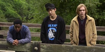 poster de la série "It's Very Beautiful Over There"