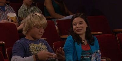 poster de la série Megan's First Kiss